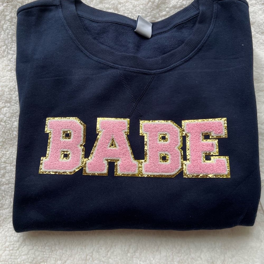 BABE sweatshirts 😍